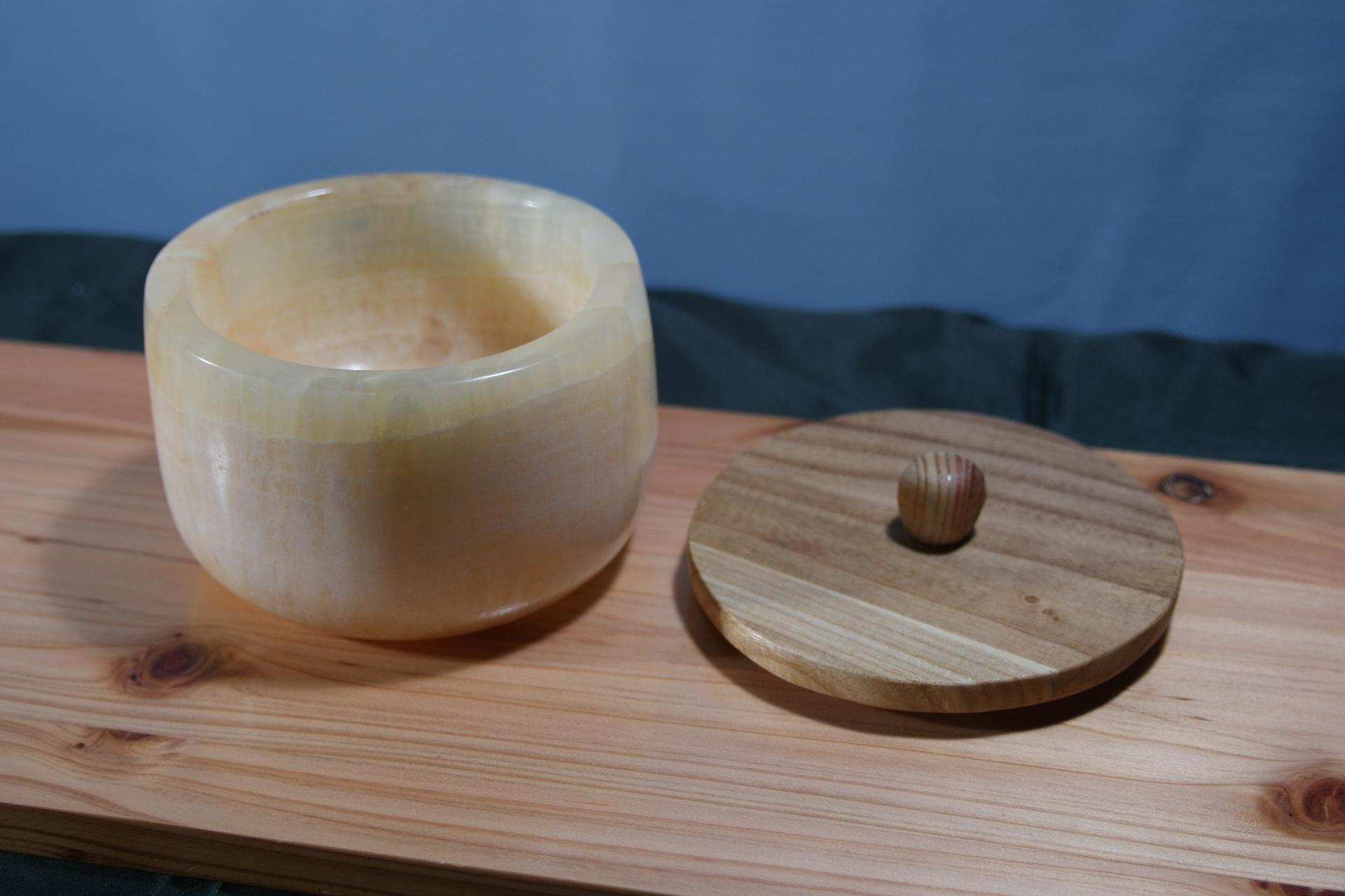 石の器　蓋つきトレイ　菓子鉢　小物入れ　おにっくすのうつくしい器 | 4枚目