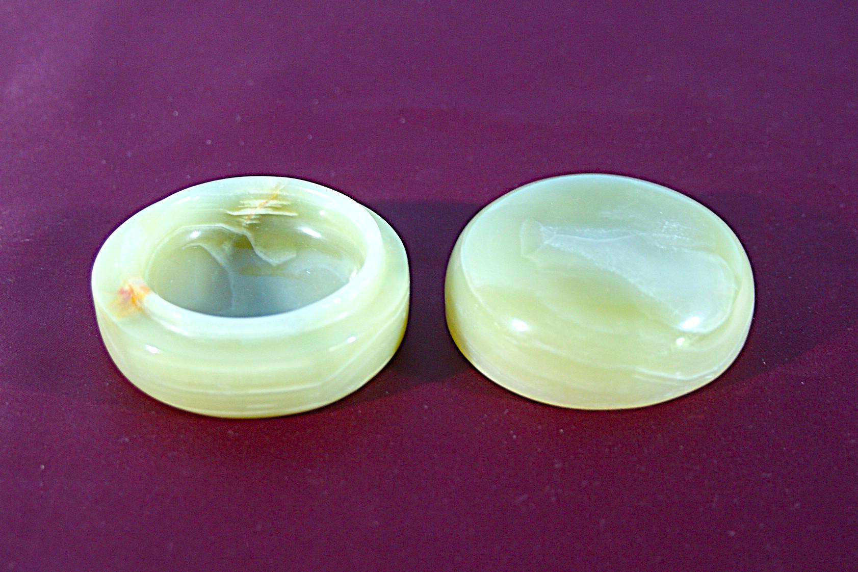 香合　『若草』　天然石オニックス（縞瑪瑙）の香合　手彫りの香合 | 5枚目