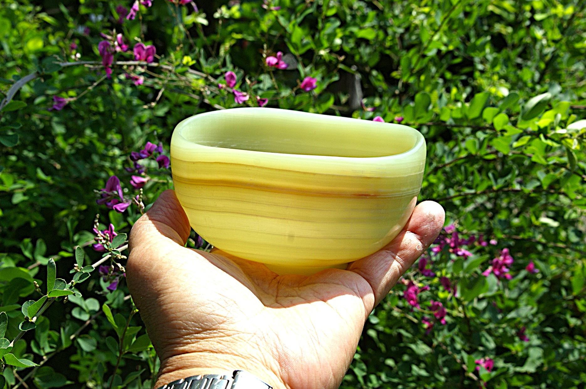 抹茶茶碗『青田道』　天然石オニックスの希少な器　花器　お部屋のオブジェ　彫刻家による手彫りの器 | 10枚目