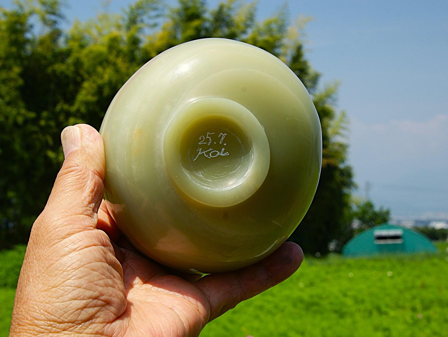 抹茶茶碗『青田道』　天然石オニックスの希少な器　花器　お部屋のオブジェ　彫刻家による手彫りの器 | 9枚目