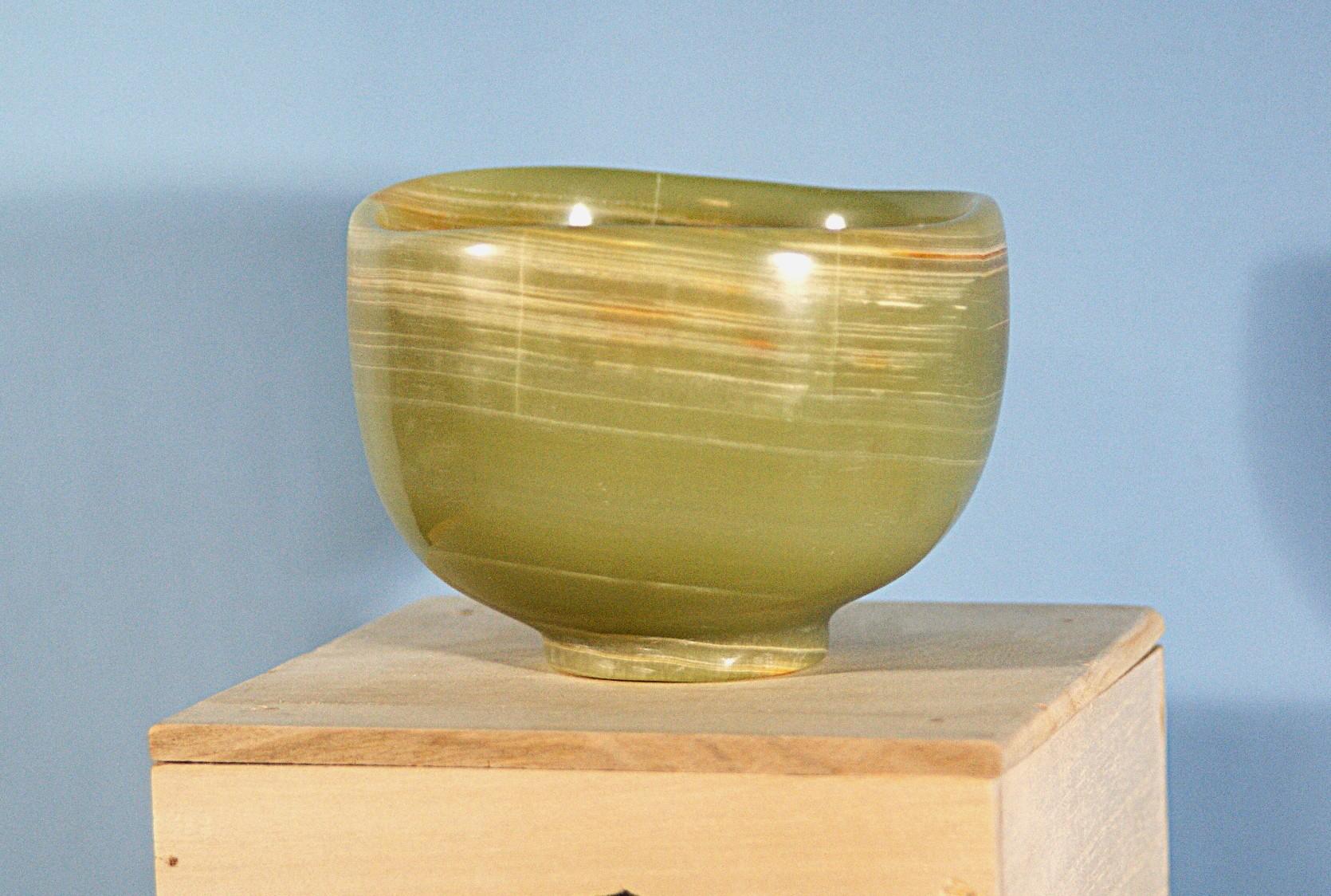 石の器　抹茶茶碗　『夏野』天然石オニックスを使った自然石の器　花器　お部屋のオブジェ | 4枚目